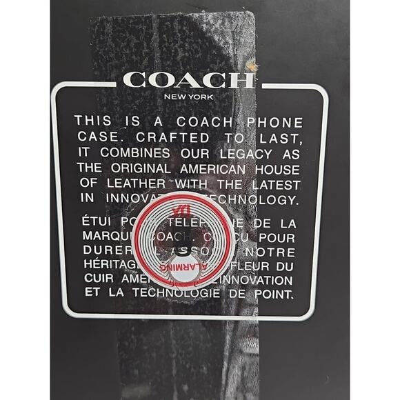 Coach iPhone Signature ProtectiveCase with MagSafe! iPhone16 retail:$78 - Picture 5 of 10